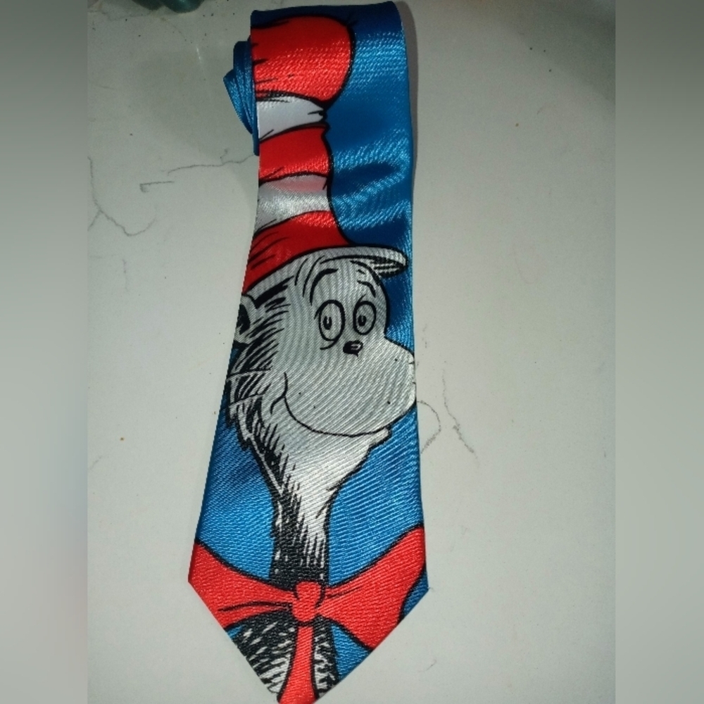 Dr. Seuss Cat In The Hat Satin Men's Necktie 100% Polyester 61"